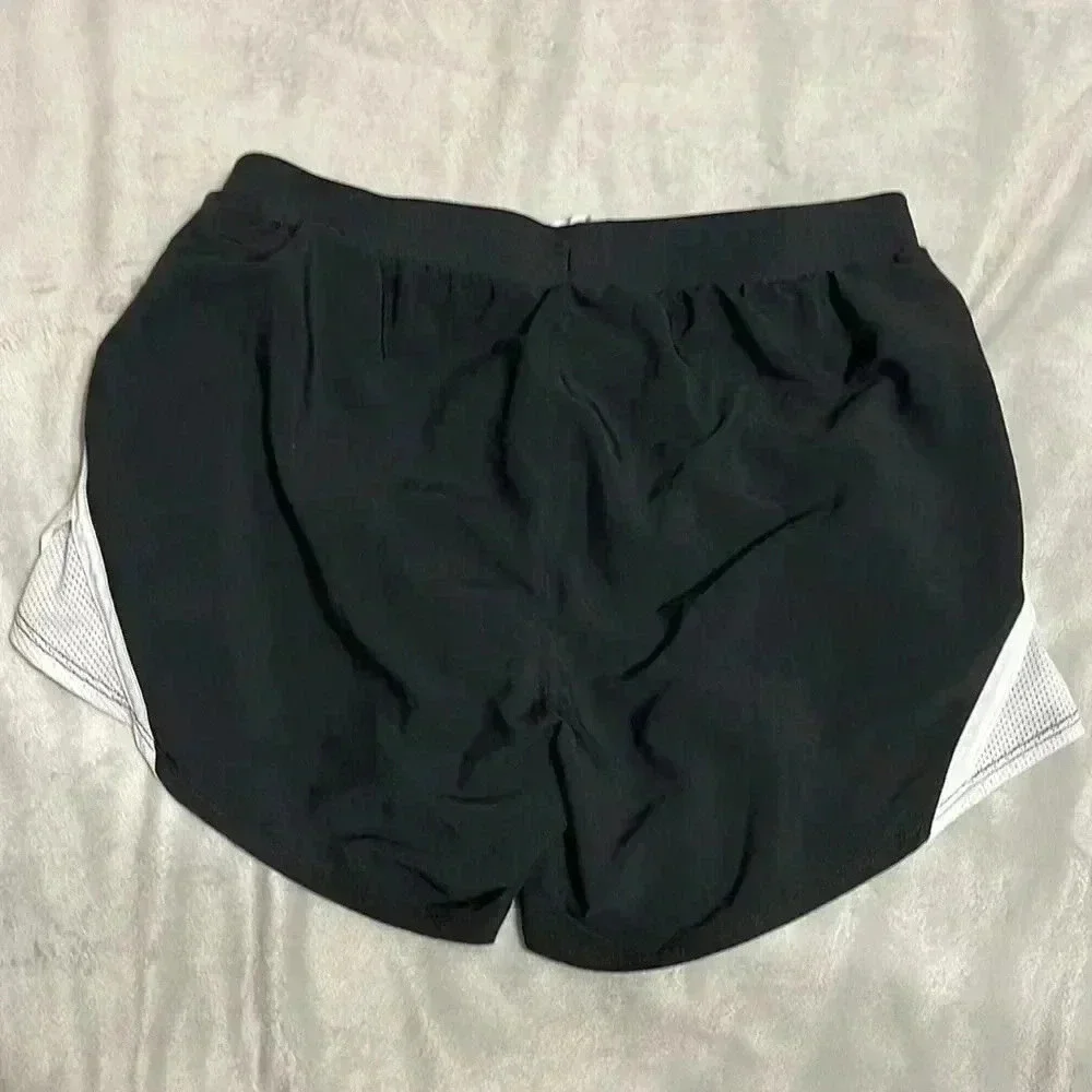 2/15 Under Armour shorts